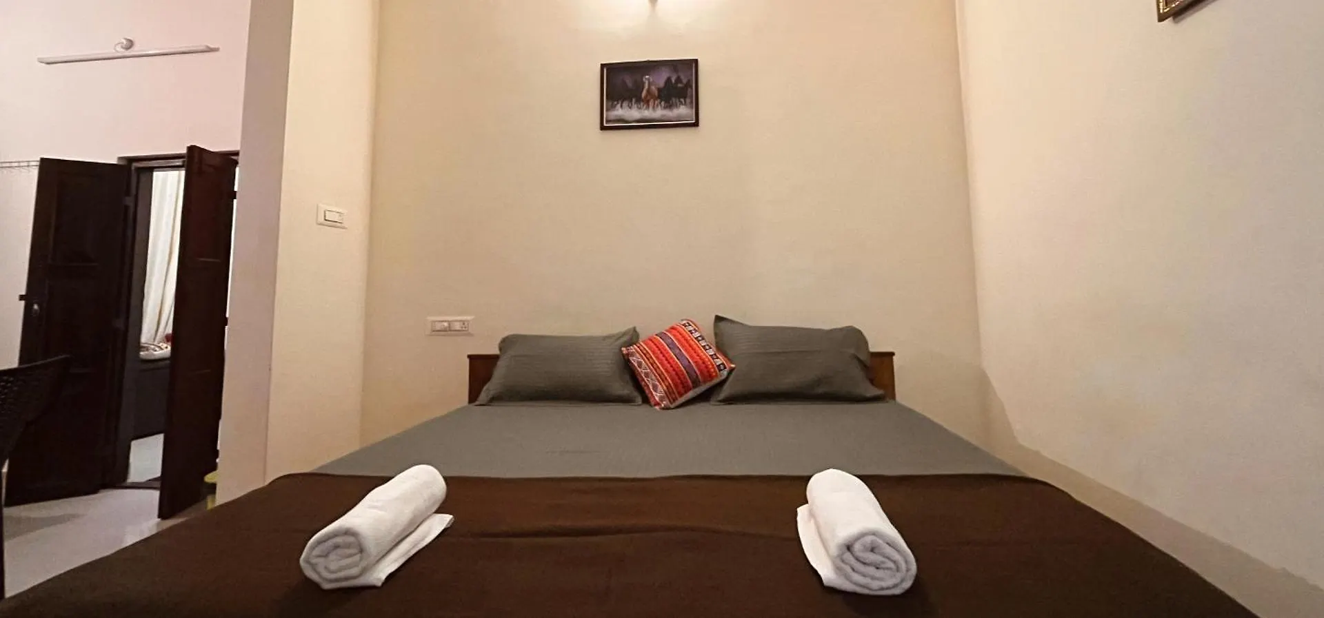 Homestay Red Poppy Apartment Varkala